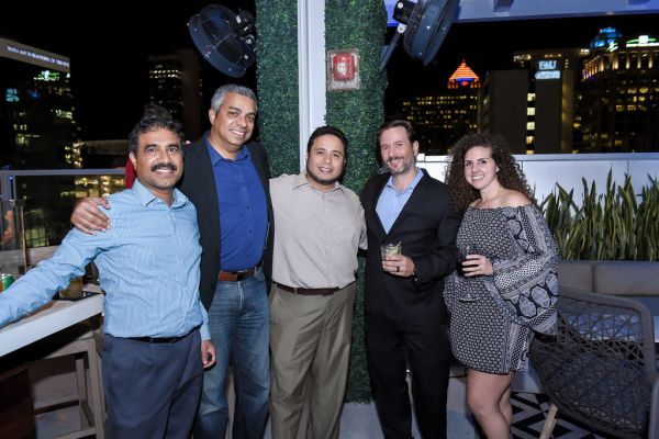 corporate-pictures-photography-rooftop-fort_lauderdale076B95DA749-1BAB-0223-BCED-D34BE80C1BFE.jpg